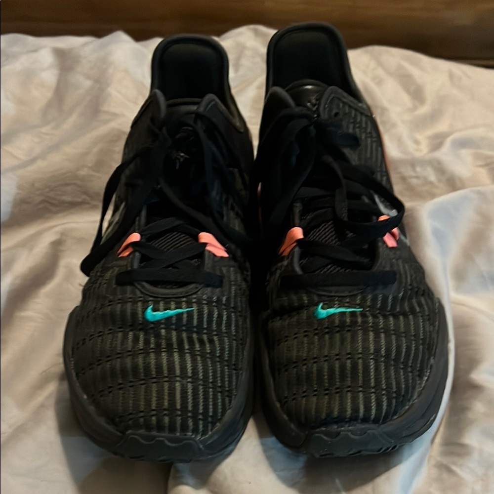 Nike LeBron Witness‎ 6 Size 11